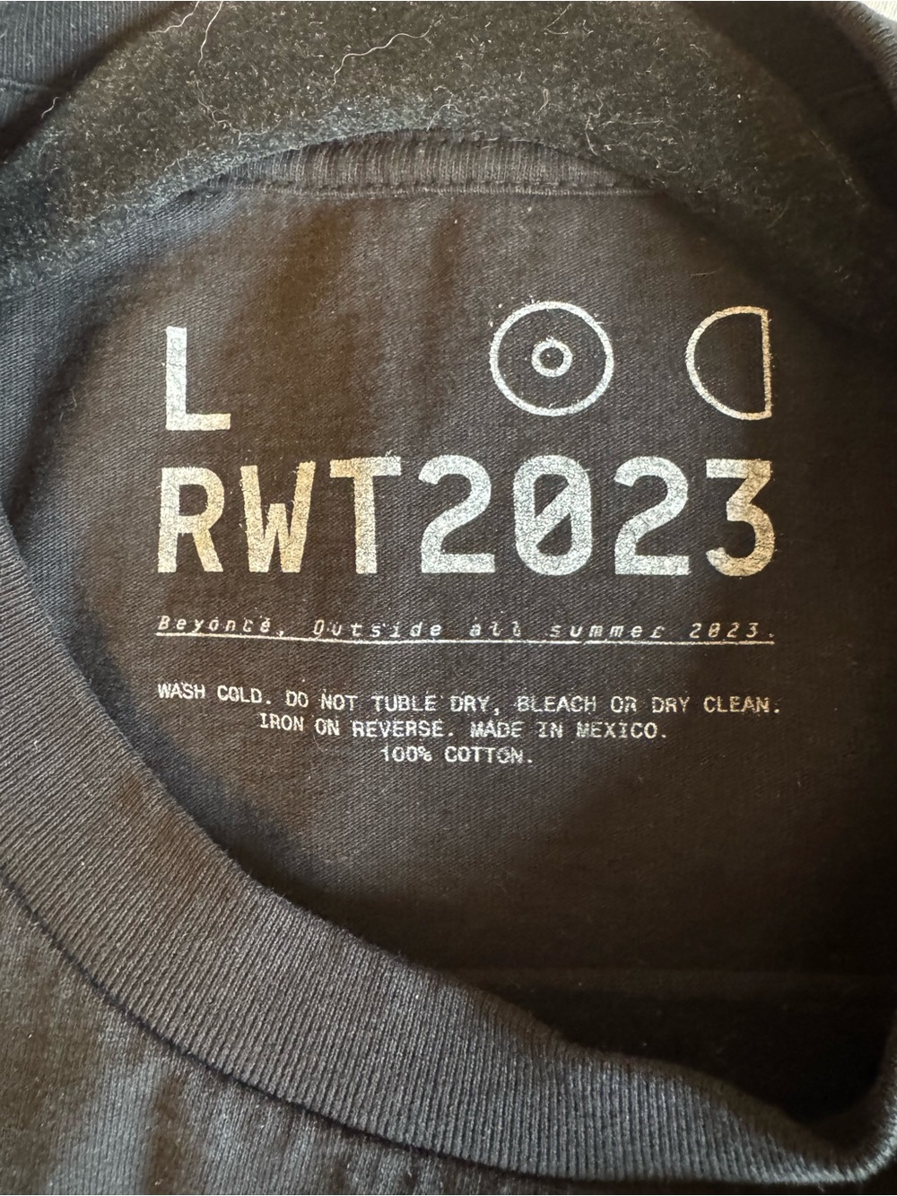 Beyoncé Renaissance Concert T-Shirt - Picture 5 of 5